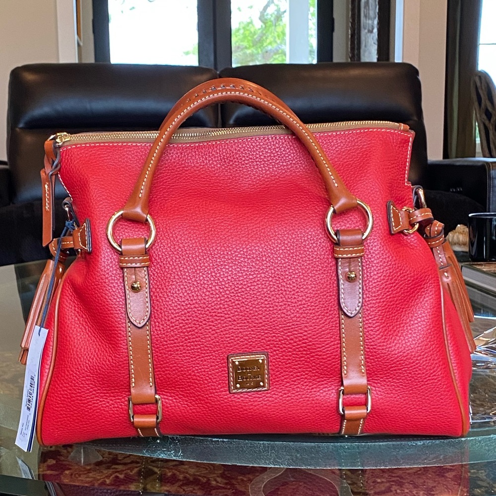 NWT RED DOONEY MEDIUM PEBBLE SATCHEL
